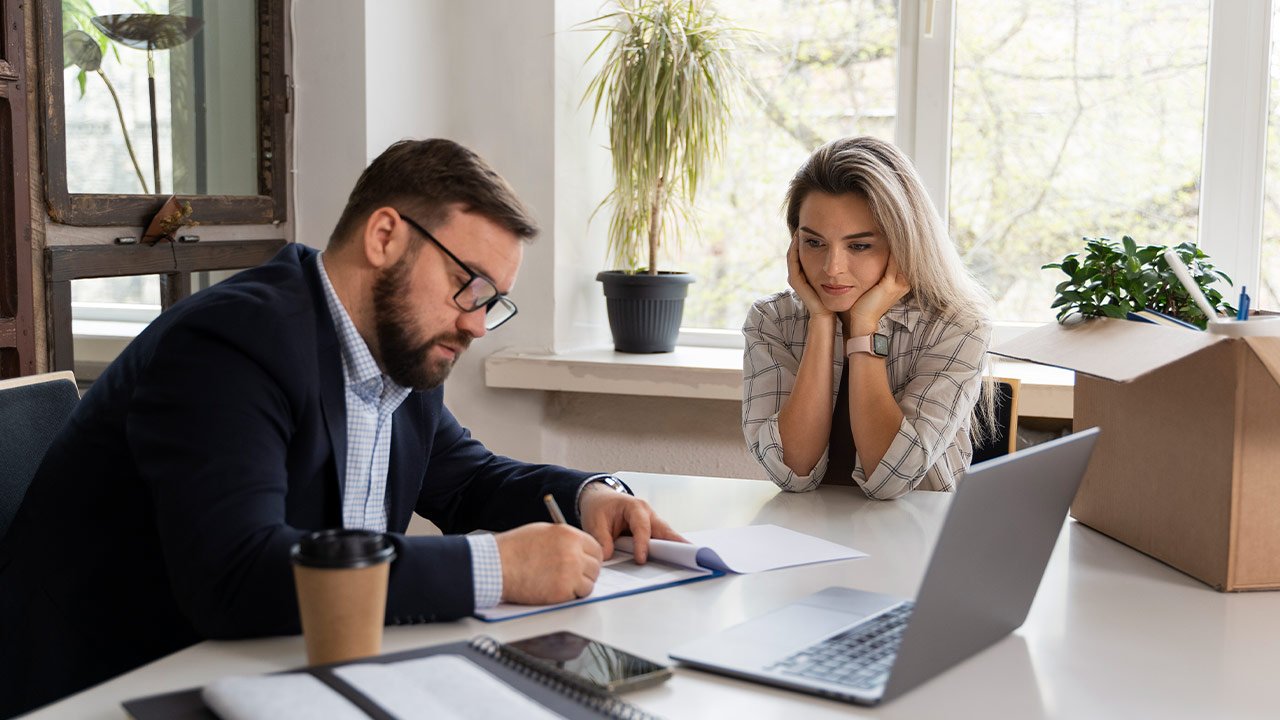 Finde jetzt deinen Pflegejob und mache Karriere in der Pflege